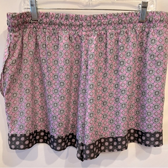 Simply Vera VeraWang - Womens Shorts - Pink/Grey/Black - Size XL - Picture 8 of 8